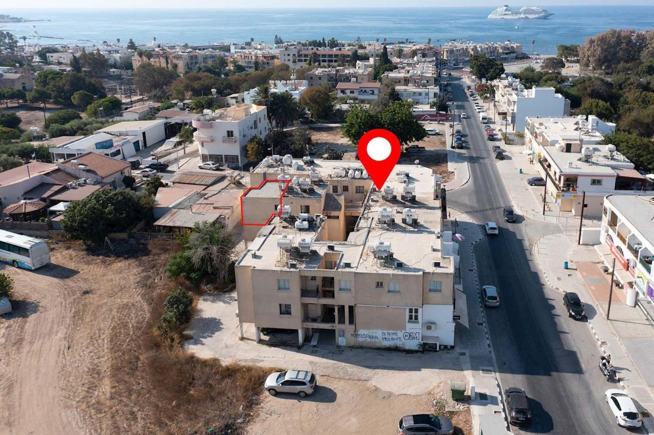Lovely Ap In The Center Of Kato Paphos Exterior photo